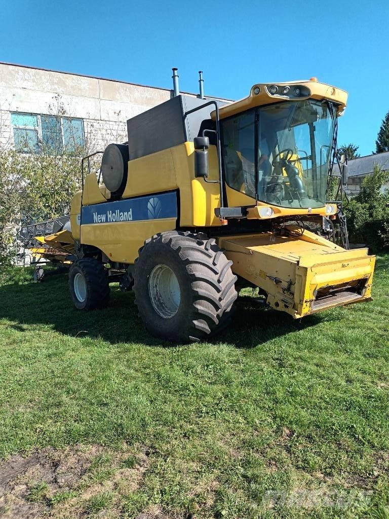 New Holland CS 6080 Kombajny zbożowe