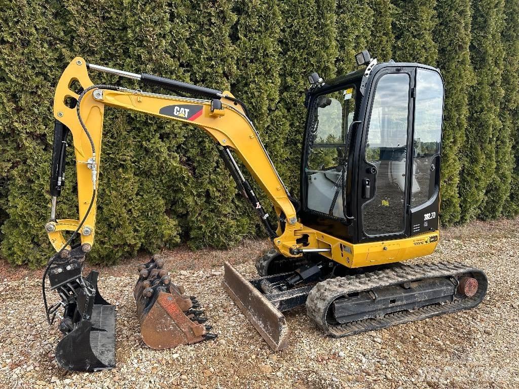 CAT 302.7 D CR Minikoparki