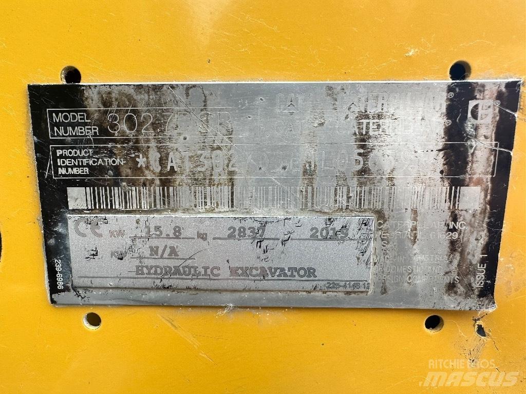 CAT 302.7 D CR Minikoparki