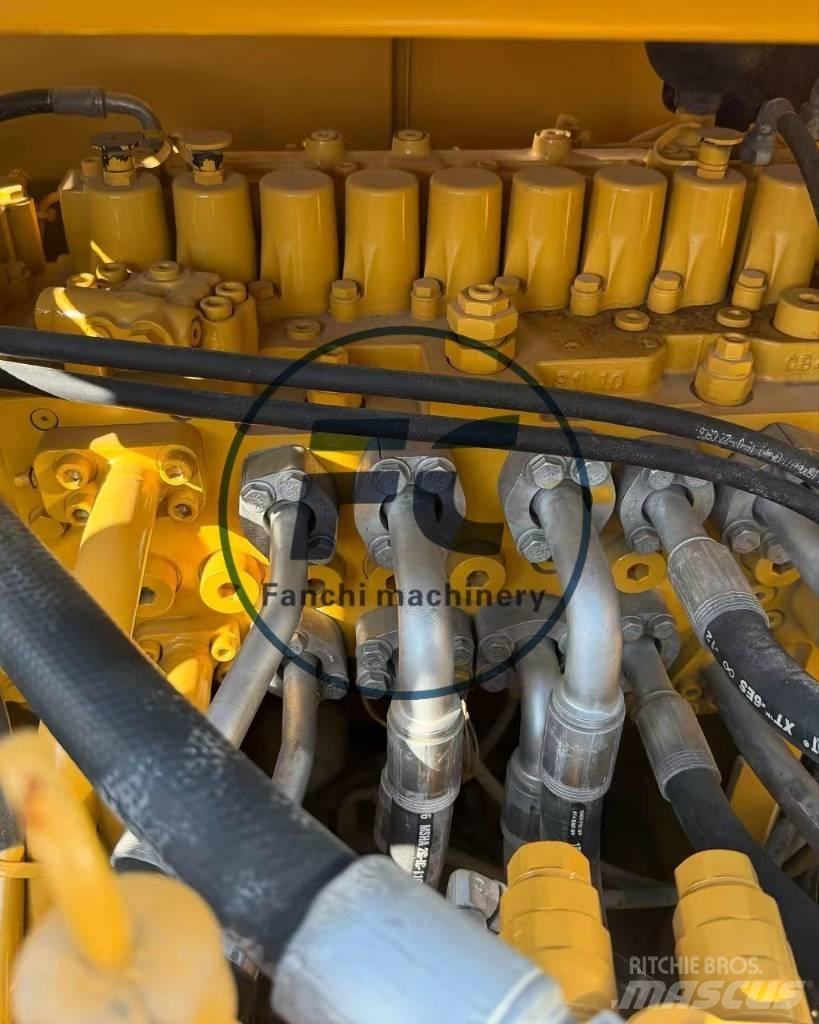 CAT 330 Koparki gąsienicowe