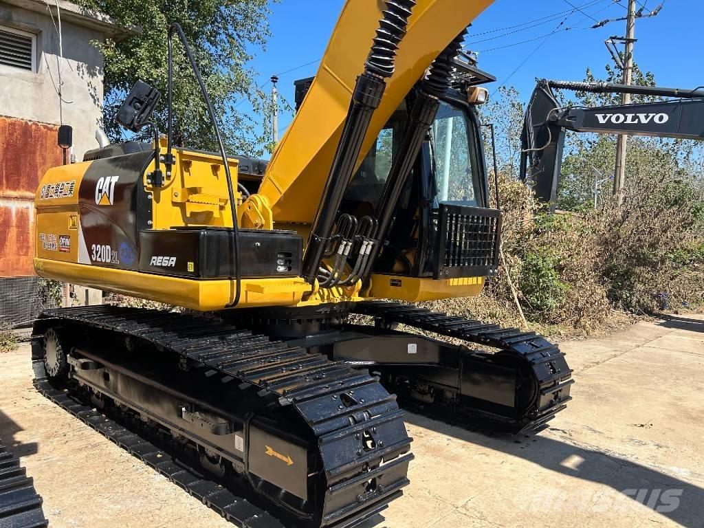 CAT 320D2L Koparki gąsienicowe