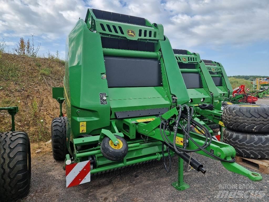 John Deere V461M Prasy zwijające