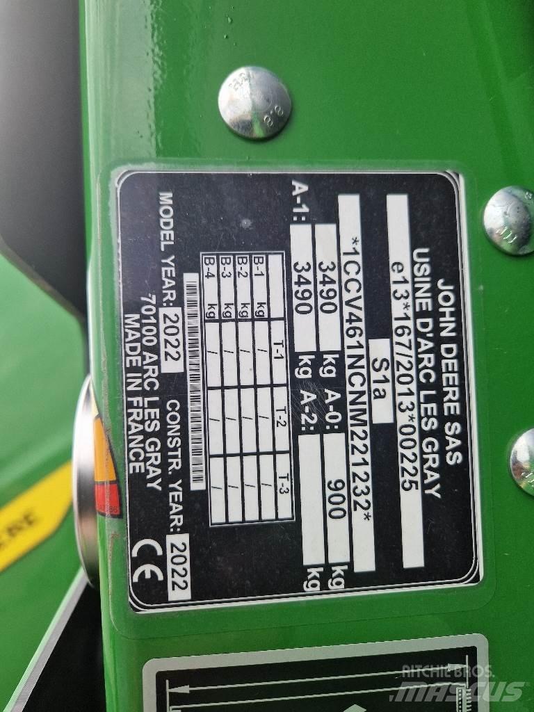 John Deere V461M Prasy zwijające