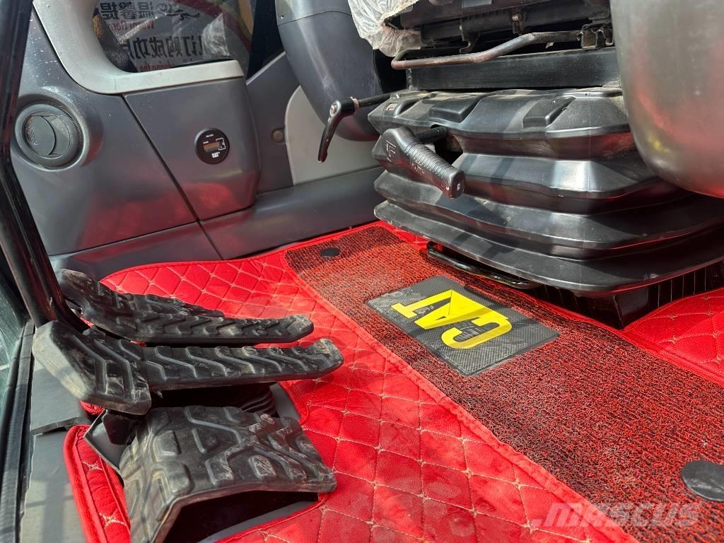 CAT 329 D L Koparki gąsienicowe