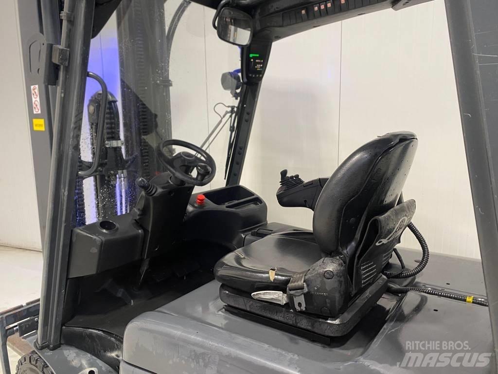 Linde E30L-01 Wózki elektryczne