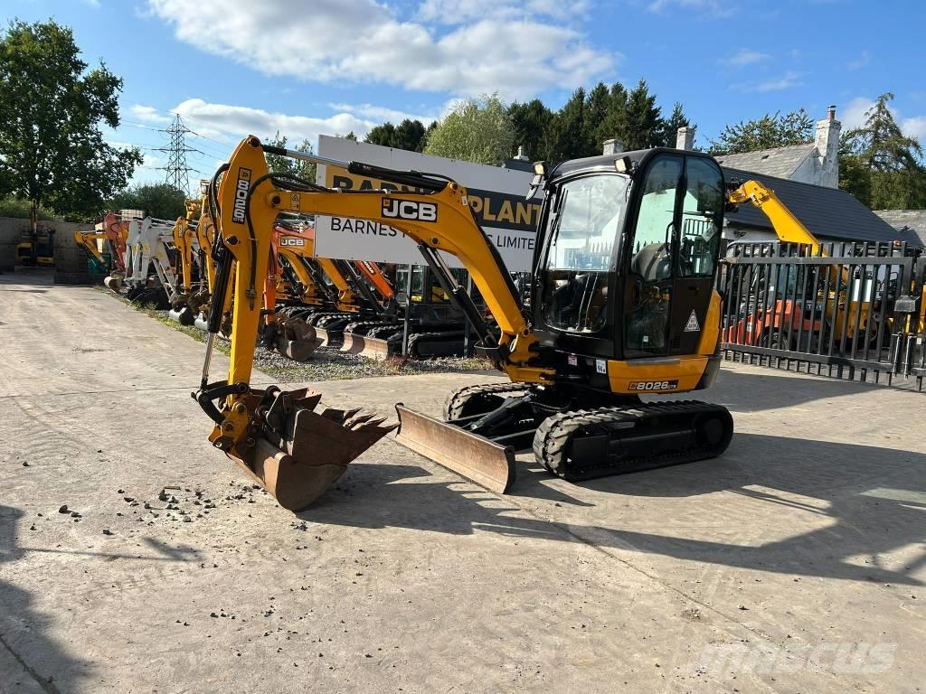 JCB 8026 CTS Minikoparki