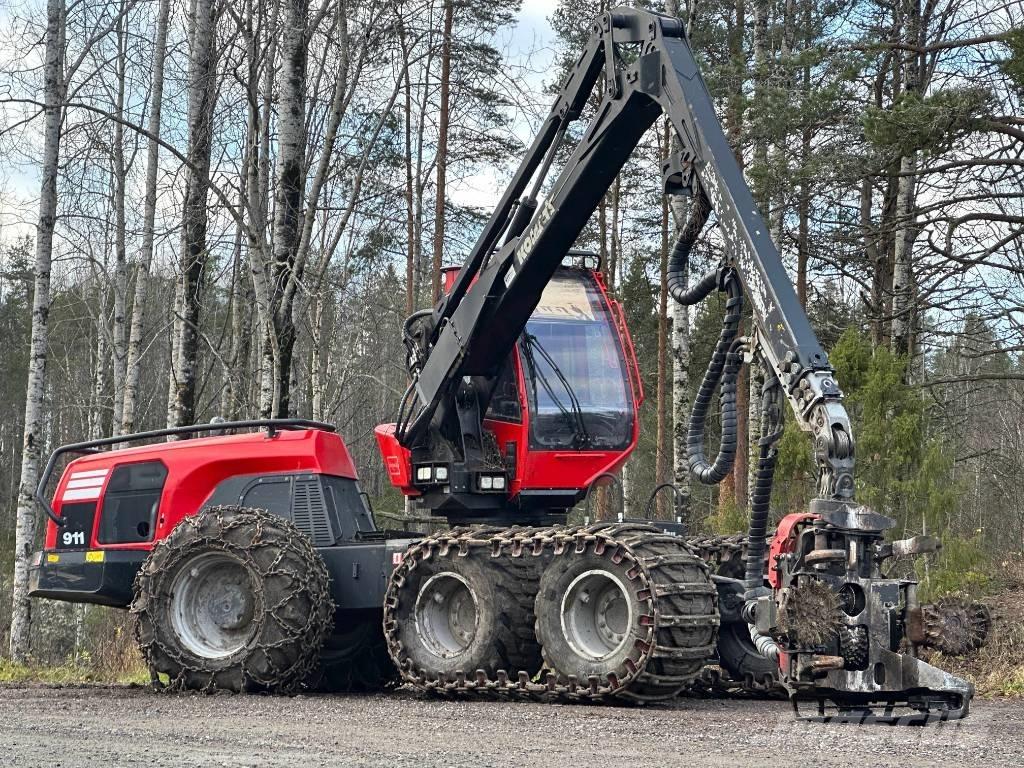 Komatsu 911 Harwestery