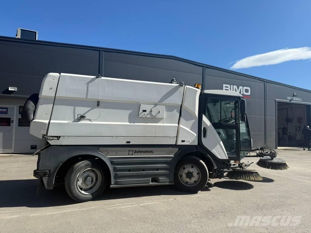 Johnston C401 Zamiatarki - Zgarniarki - Odśnieżarki