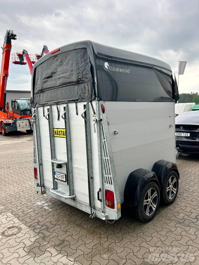  Clear Round  Alu Naczepy do transportu zwierząt