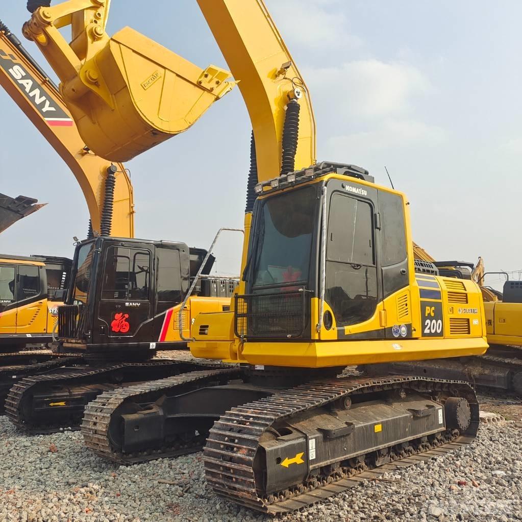 Komatsu PC 200-8 Koparki gąsienicowe