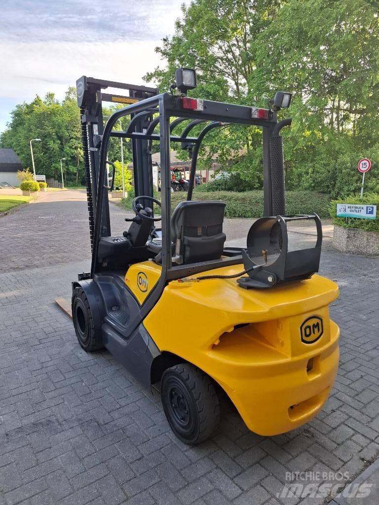 OM XG30 Heftruck Wózki LPG
