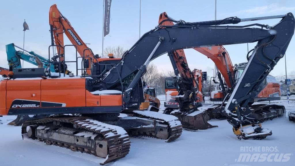 Doosan DX 255 LC-5 Koparki gąsienicowe