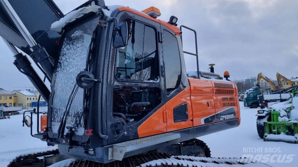 Doosan DX 255 LC-5 Koparki gąsienicowe