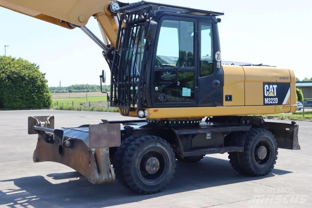 CAT M 322 D Koparki kołowe