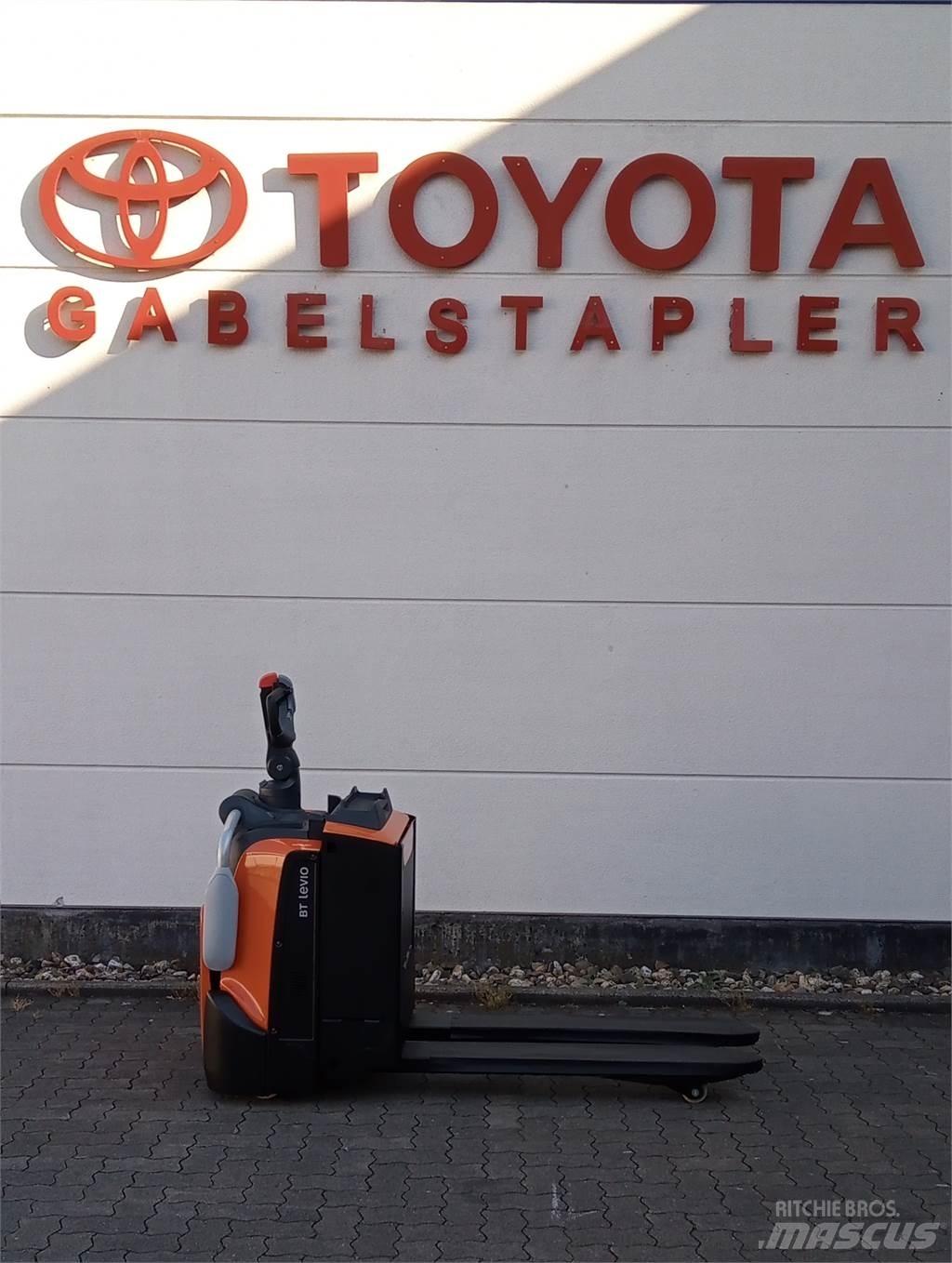 Toyota LPE200 Wózki widłowe unoszące