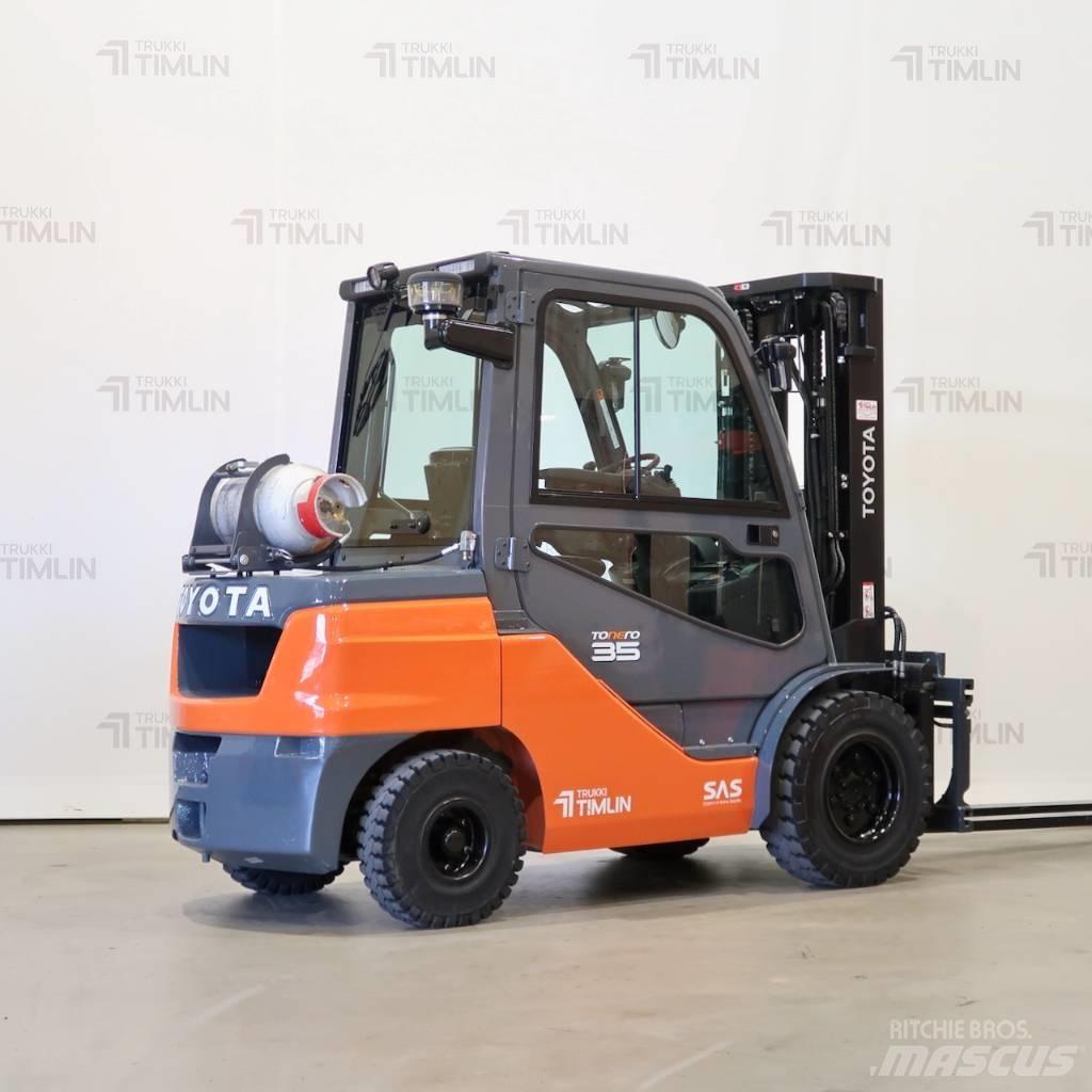 Toyota 02-8FGJF35 Wózki LPG
