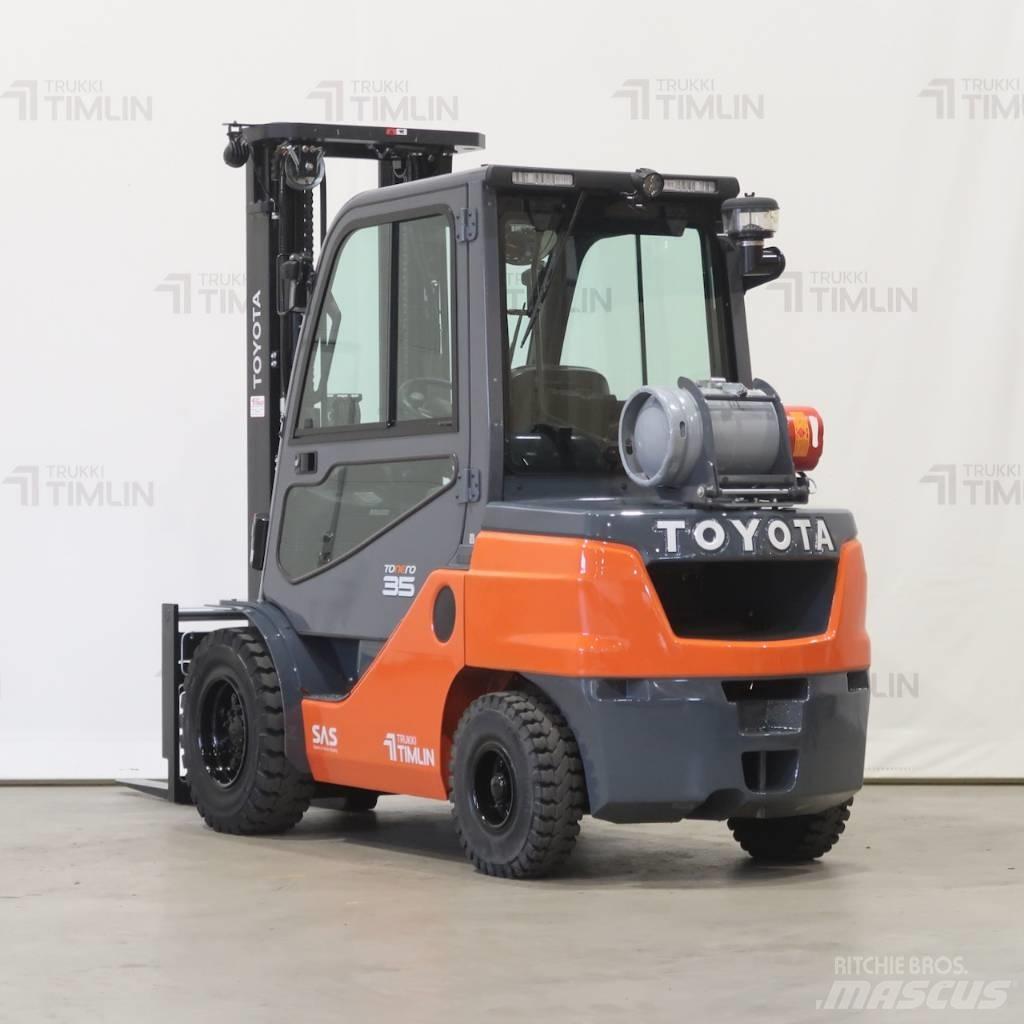 Toyota 02-8FGJF35 Wózki LPG