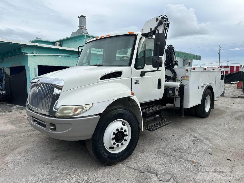 International 4300 Inne