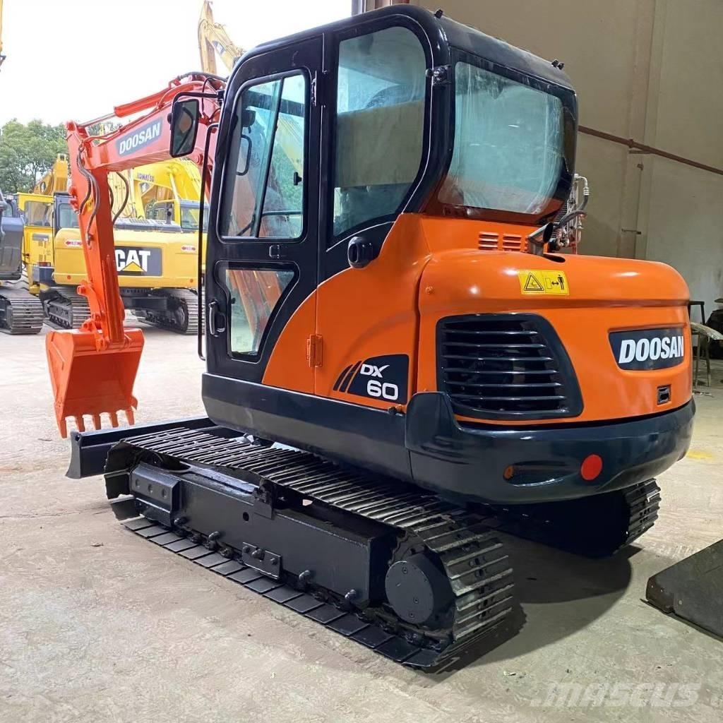 Doosan DX 60-9 C Koparki gąsienicowe
