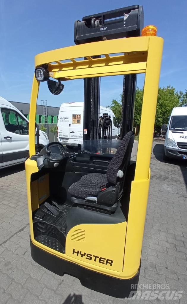 Hyster R 1.4 Wózki widłowe wysokiego składowania