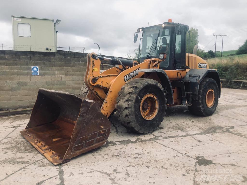 CASE 821 F Ładowarki kołowe