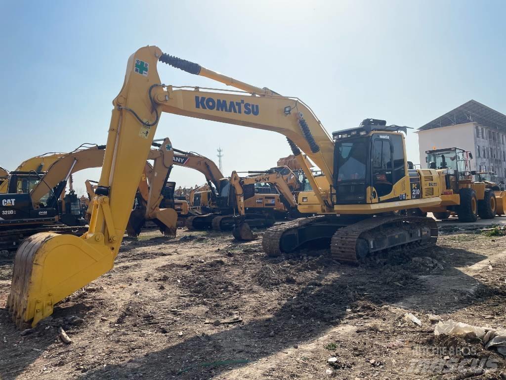 Komatsu 210 Koparki gąsienicowe