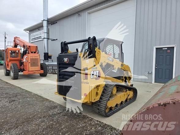 CAT 259D3 Ładowarki burtowe