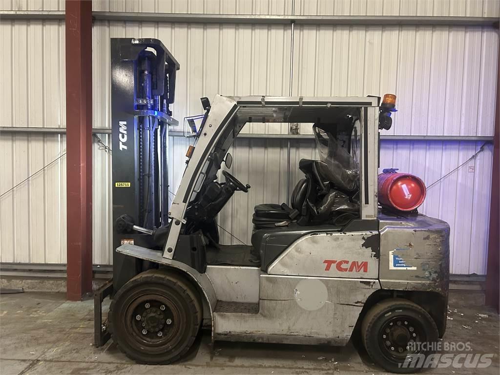 TCM J1F4A40LQ Wózki LPG