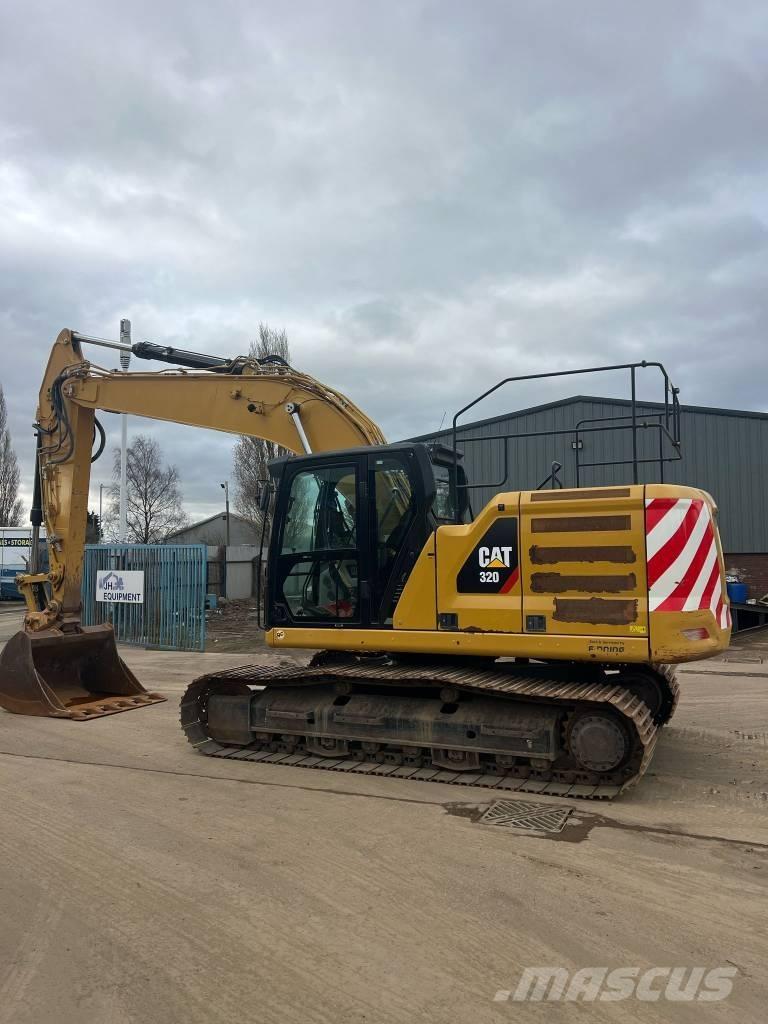 CAT 320 Koparki gąsienicowe