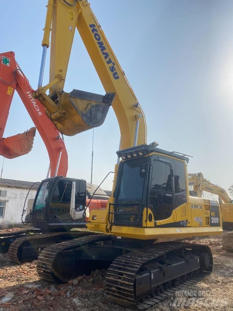 Komatsu PC 200-8 Koparki gąsienicowe