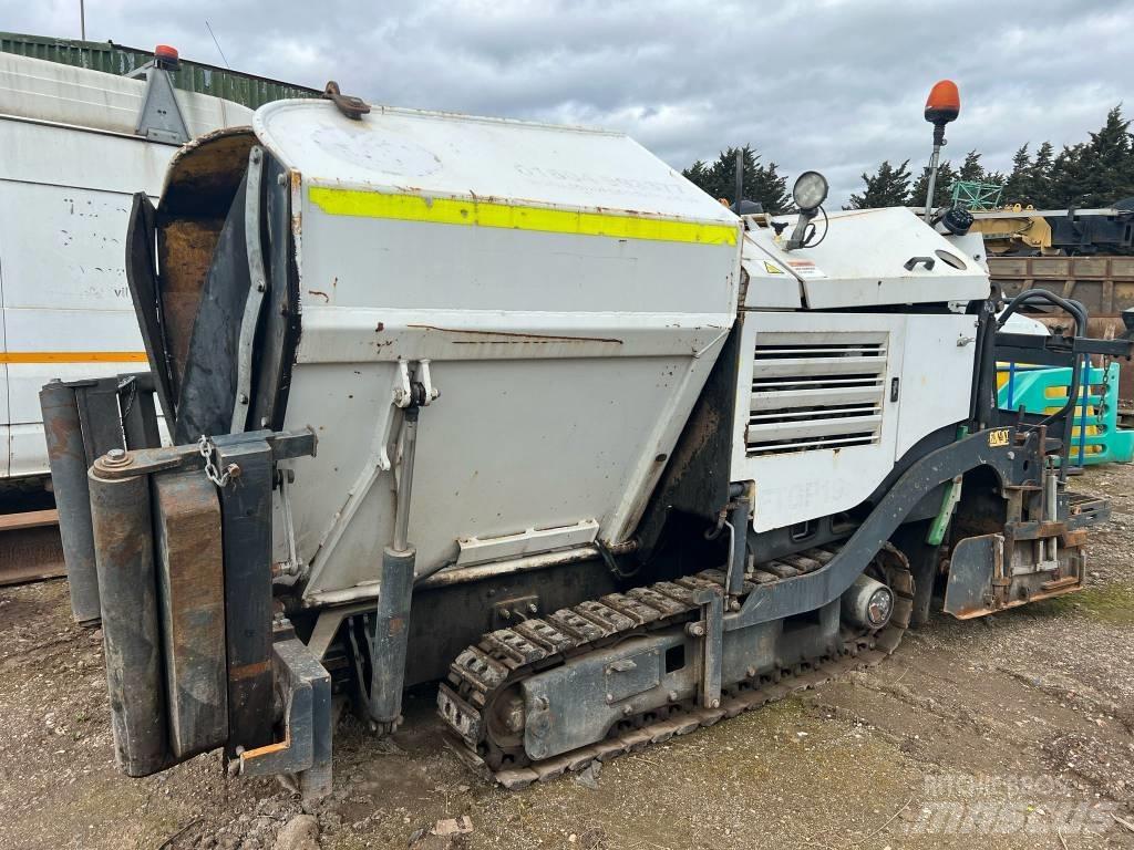 Bomag BF 223 C Rozściełacze do asfaltu