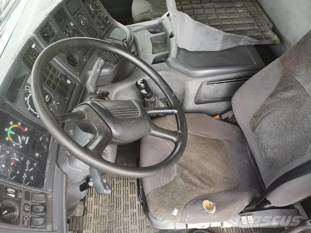 Scania 94 D 220 Żurawie samochodowe