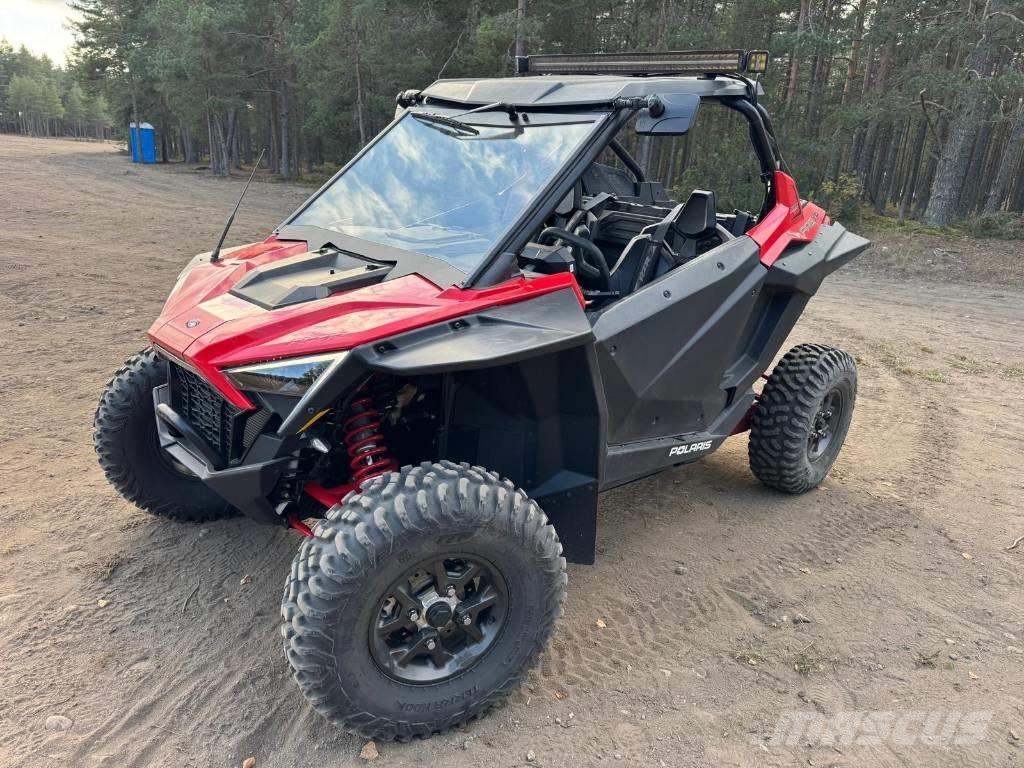 Polaris RZR PRO XP Pojazdy terenowe