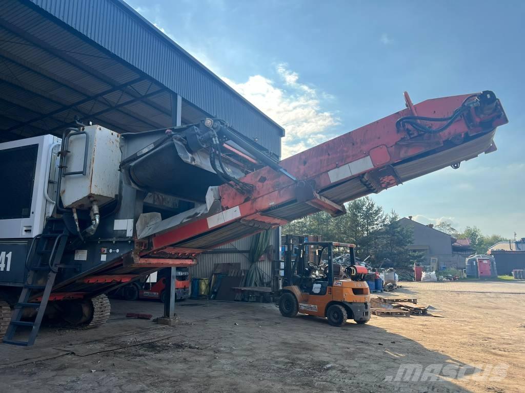 Sandvik QJ 241 Kruszarki mobilne
