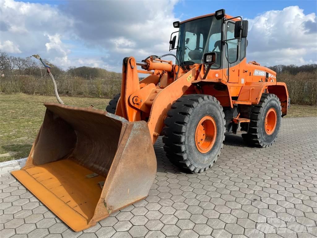 Doosan DL250 Ładowarki kołowe
