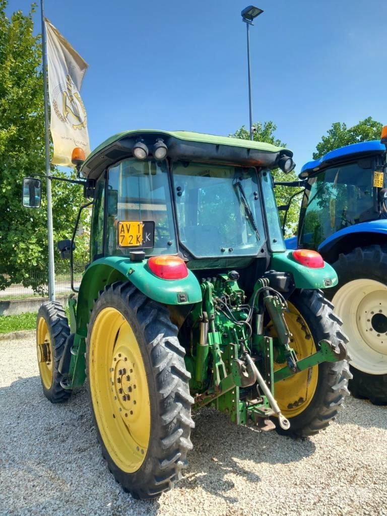 John Deere 5820 Ciągniki rolnicze
