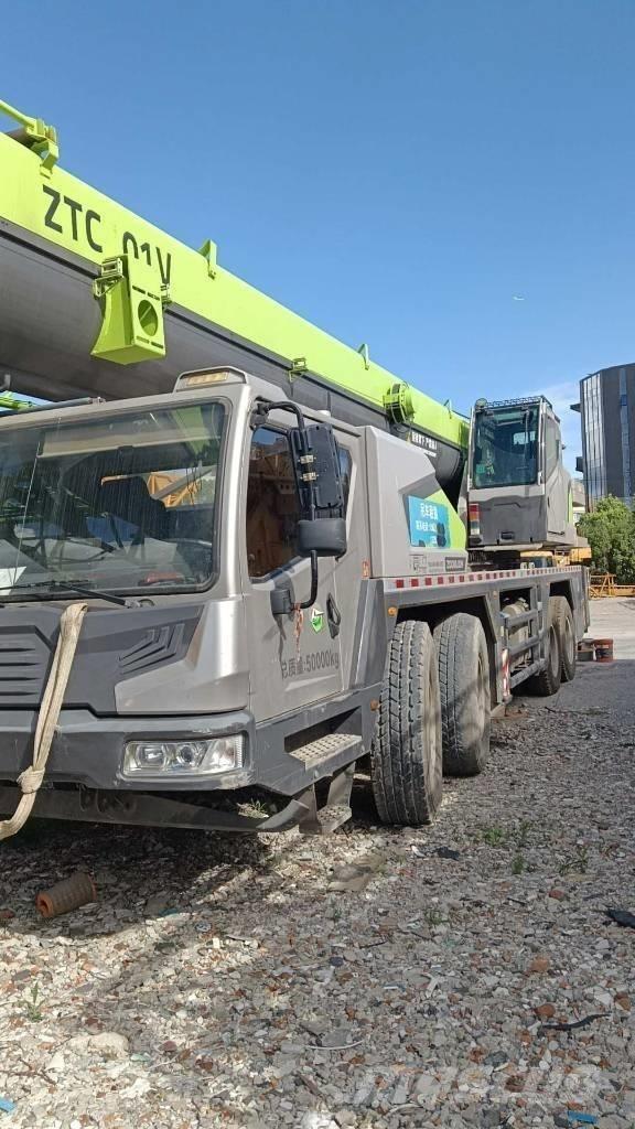 Zoomlion ZTC800 Żurawie szosowo-terenowe