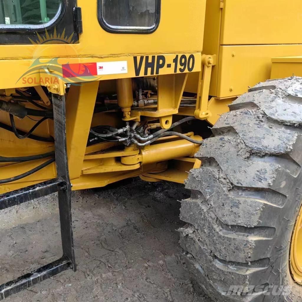 CAT 140 K Równiarki