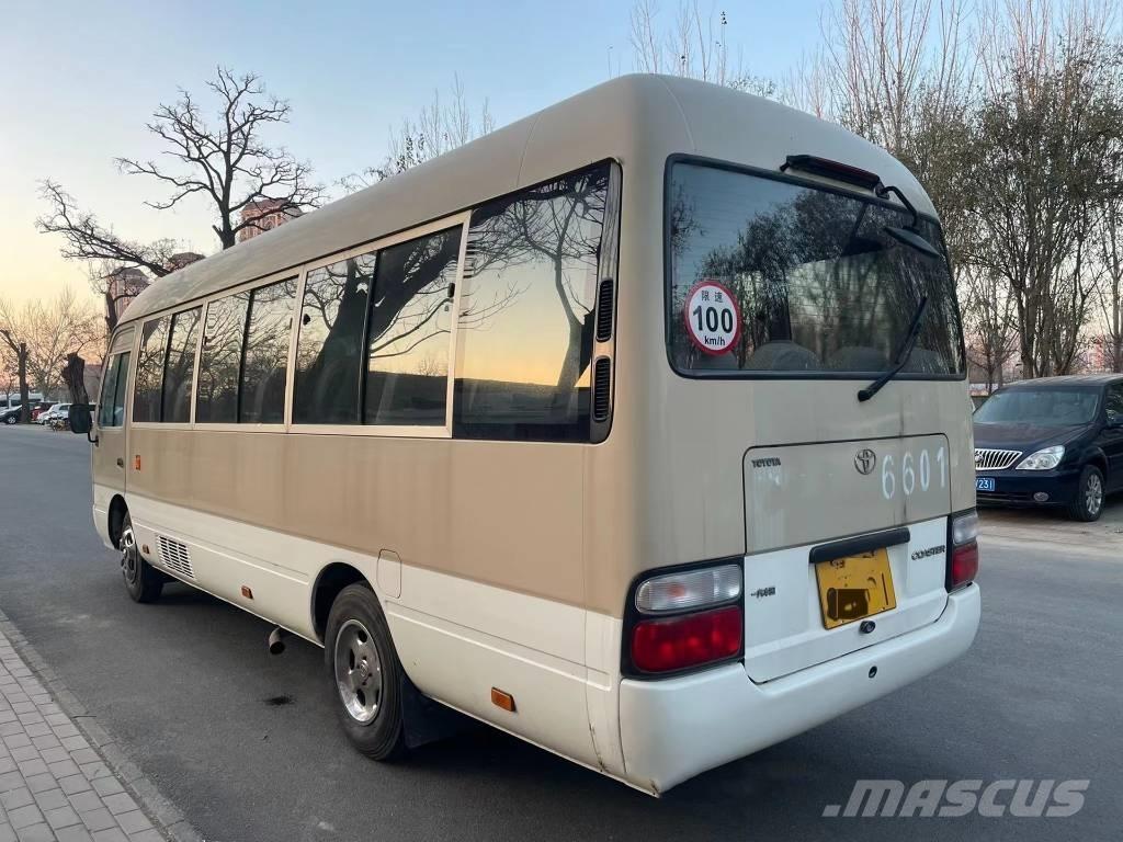 Toyota Coaster Bus Minibusy