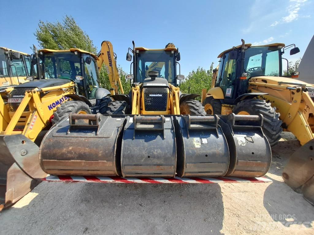 Komatsu WB97S-8 Koparko-ładowarki