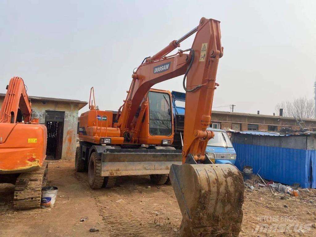 Doosan DH 150W Koparki kołowe