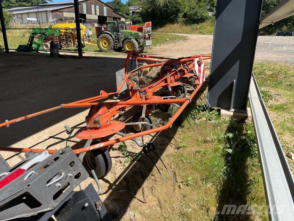 Fella TH 800 Zgrabiarki i przetrząsacze