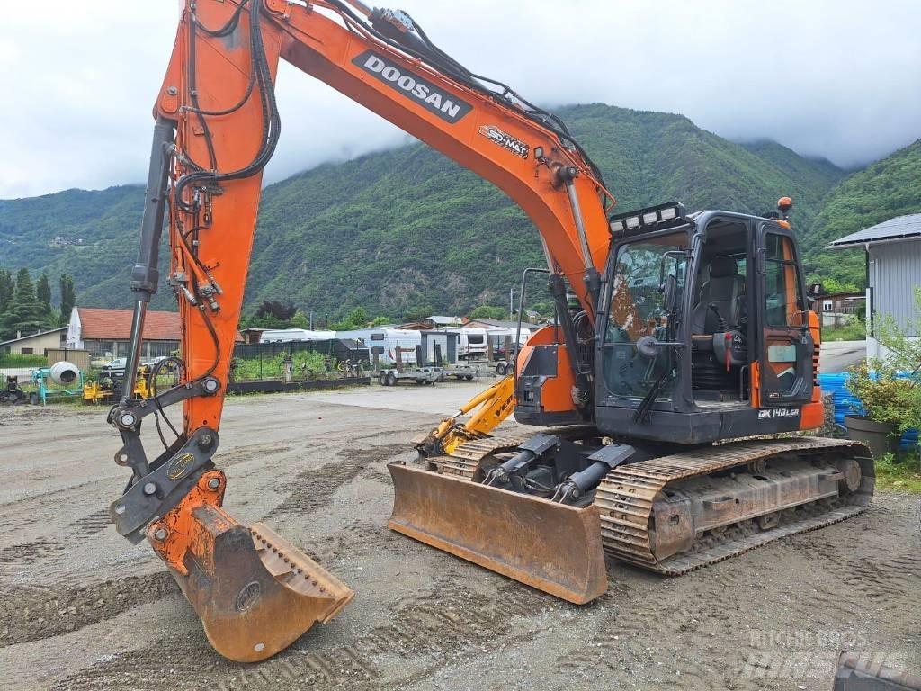Doosan DX 140 LCR-7 Koparki gąsienicowe