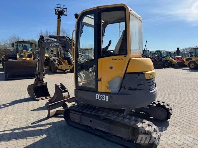Volvo ECR 38 Minikoparki