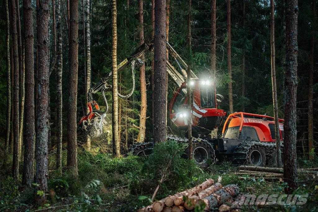 Komatsu 931XC Harwestery