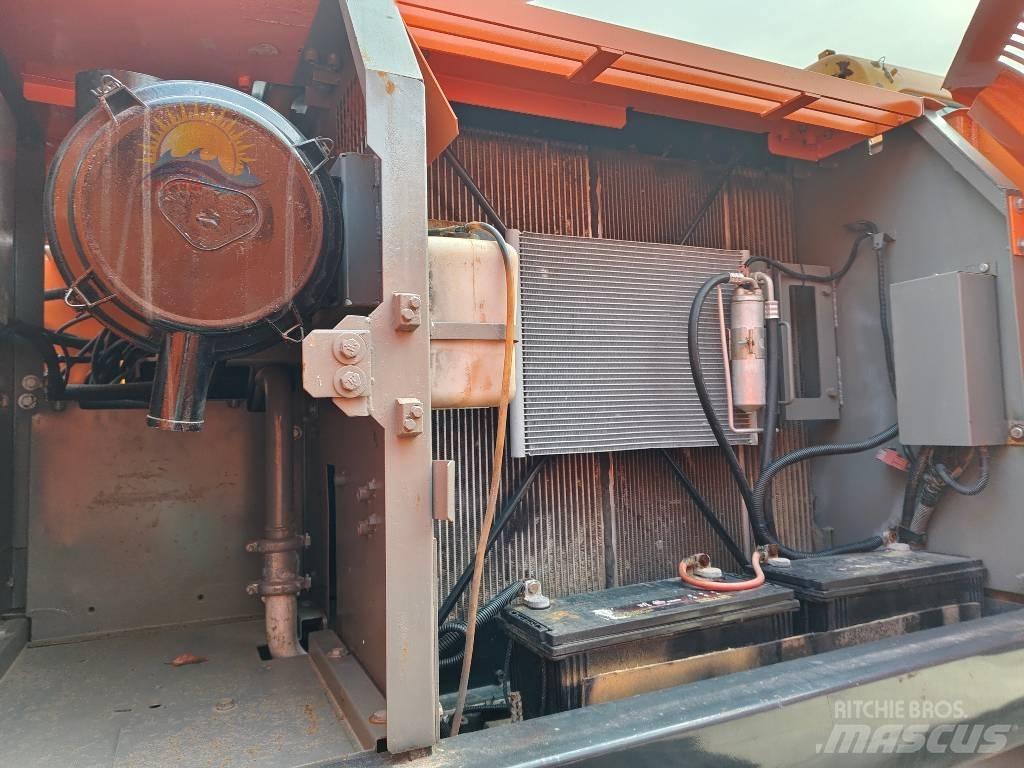 Hitachi ZX 210 Koparki gąsienicowe