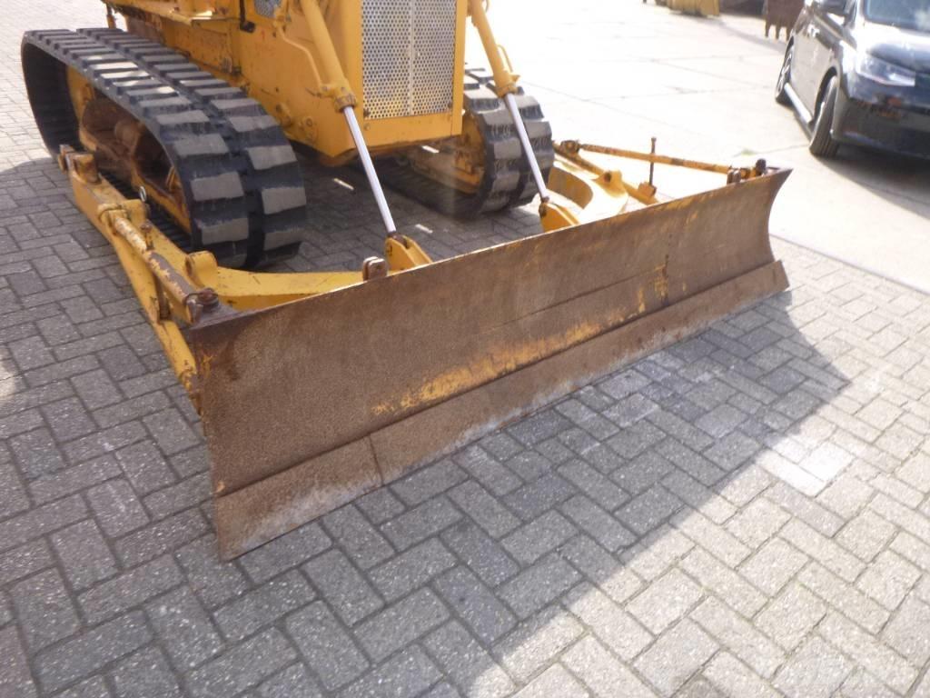 Mitsubishi BD2 F Spycharki gąsienicowe