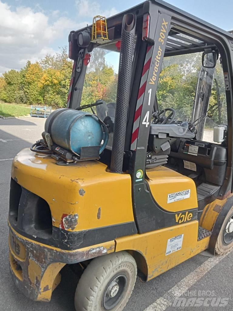 Yale GLP30 Wózki LPG
