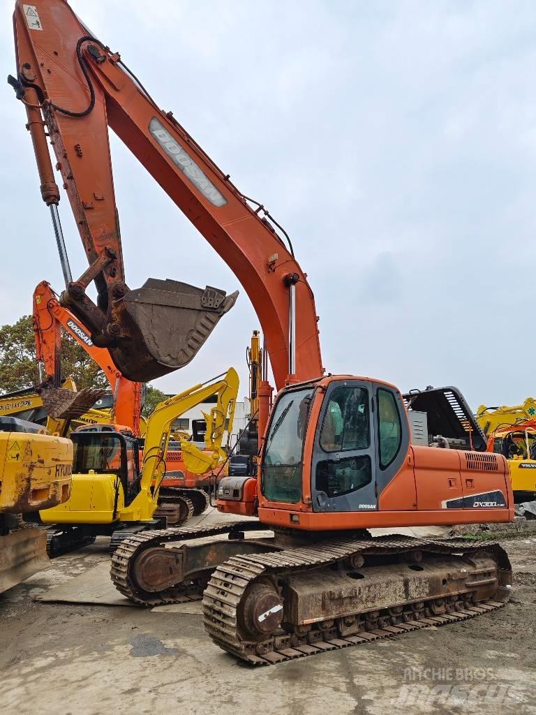 Doosan DX 300 LC Koparki gąsienicowe