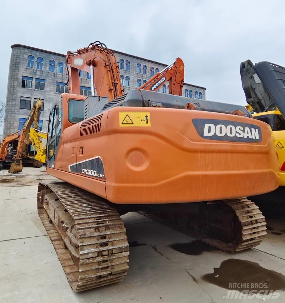Doosan DX 300 LC Koparki gąsienicowe